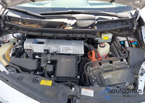 2015 Toyota Prius V Three z USA, uszkodzony, nr VIN JTDZN3EU0FJ022119